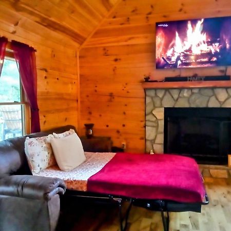 Hot-Tub 6 Seater, Fire-Pit, Master King Bed, Wineries, Pickleball, Resort Amenities Ellijay Exteriér fotografie