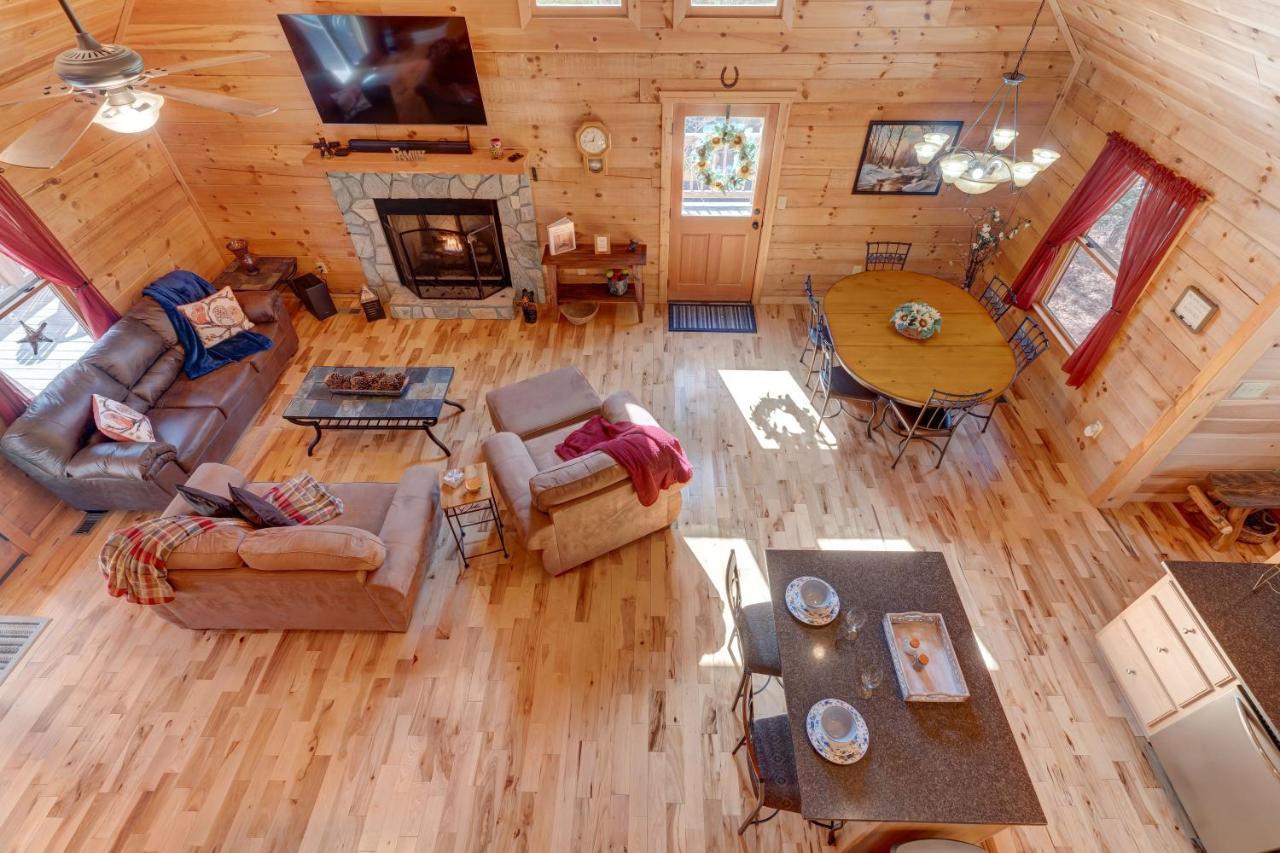 Hot-Tub 6 Seater, Fire-Pit, Master King Bed, Wineries, Pickleball, Resort Amenities Ellijay Exteriér fotografie